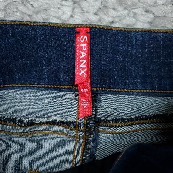 READ Spanx Distressed Skinny Jeans Legging Blue Medium Wash Pull On Size Small - Picture 5 of 8